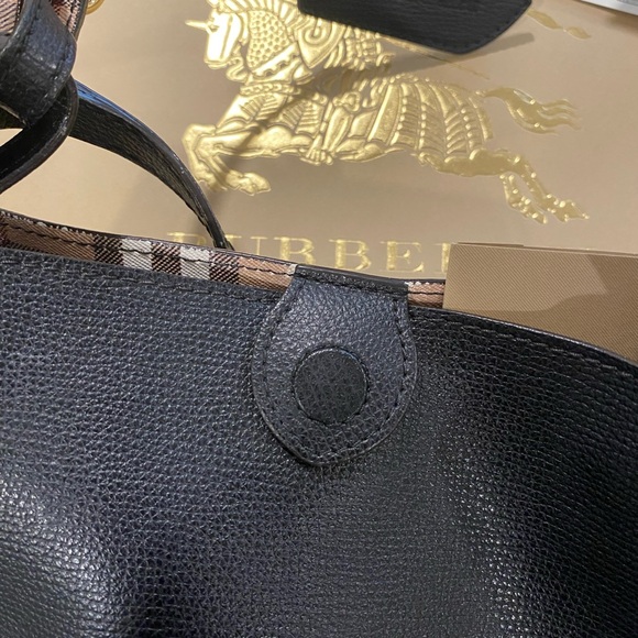 Burberry Black Leather Bucket Bag - Picture 2 of 10